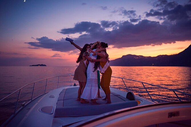Small Group Tour to Positano by Boat at Sunset - How the Positano-to-sunset timing makes the whole coast feel closer