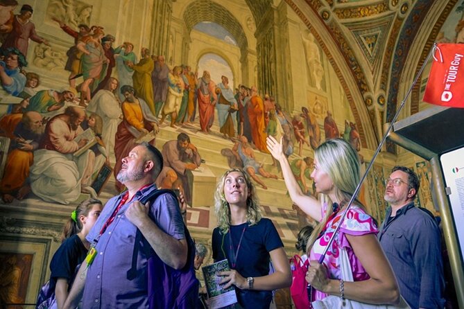 Small Group Vatican Museums Tour & Sistine Chapel - Max 10 people - Meeting point and getting in smoothly (mobile ticket, no hotel pickup)