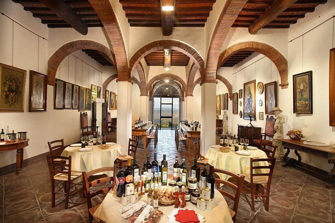 Small-Group Wine Tasting Experience in the Tuscan Countryside - Vegetarian and Gluten-Free Options