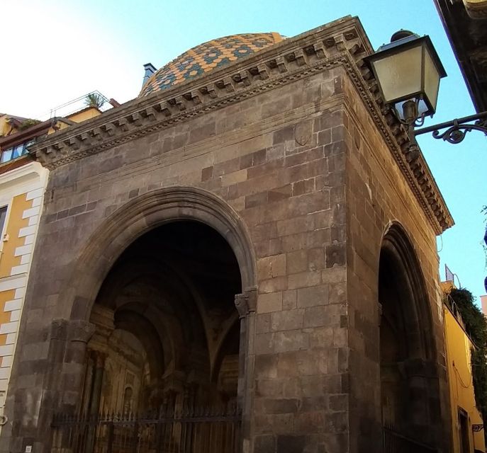 Sorrento: Guided Walking Tour & Limoncello Tasting - Sedil Dominova: Where Civic Power Once Sat