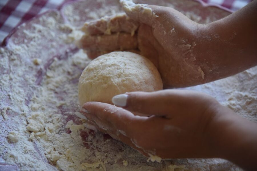 Sorrento: Pizza Lesson, Wine, and Limoncello at a Local Farm - Pizza school at Primaluce: what you learn and why it sticks