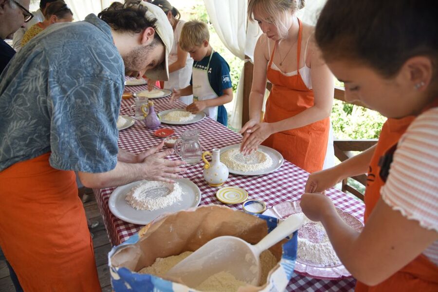 Sorrento: Pizza Lesson, Wine, and Limoncello at a Local Farm - Price and value: is $94 worth it?