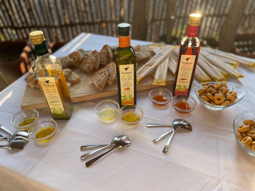 Sorrento: Pizza Making Class at Tirabusciò Cooking School - Oil, limoncello, and mozzarella tasting before the dough
