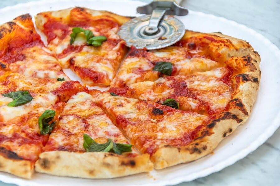 SORRENTO: Pizza School Mastering Neapolitan Delights - How Long It Really Takes: A Clean 2-Hour Time Window