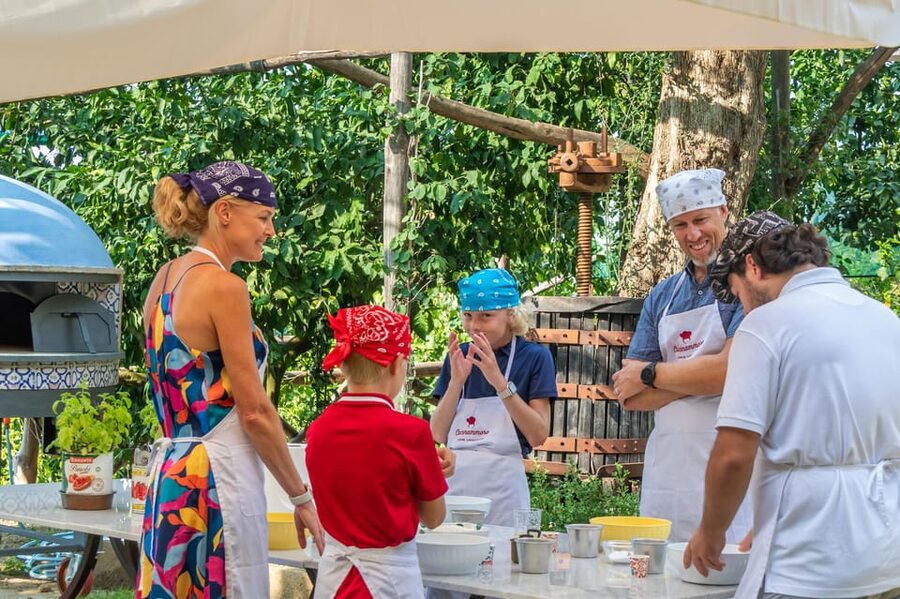 SORRENTO: Pizza School Mastering Neapolitan Delights - The Required Pickup From Vallone dei Mulini (Plan for It)