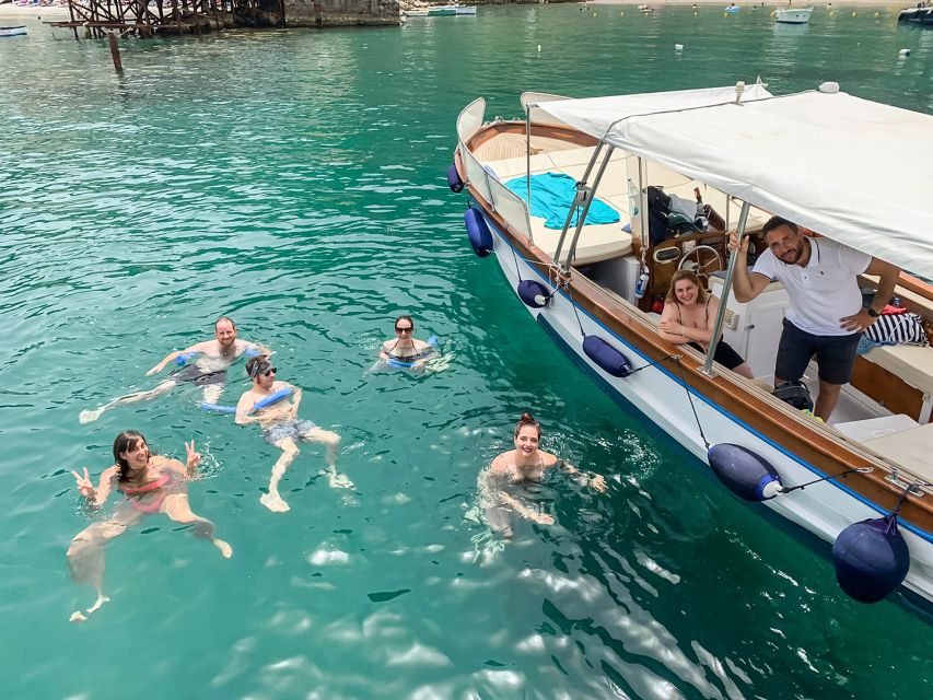 Sorrento: Sightseeing Cruise with Limoncello Tasting - Bagni Regina Giovanna Baths: ruins, bathing pool, and a proper first swim