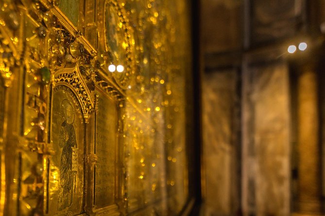 St. Mark Basilica: The Shining Cathedral Tour - 3 Basilicas Pass - Meeting up near San Marco, without the stress spiral