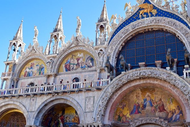 St. Mark’s Basilica Guided Tour with Venice Canals Gondola Ride - Gondola Ride Route: Grand Canal First, Then the Quiet Canals