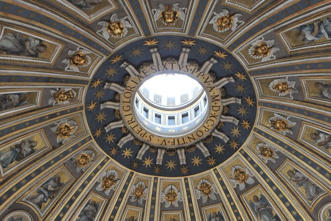 St Peter's Basilica Express Guided Tour, includes Dome Climb - Small Group Size: Why It Matters at St. Peter’s