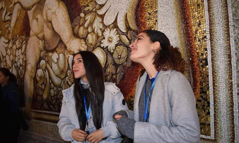 St Peter's Basilica Express Guided Tour with Dome Climb - Start at Borgo Santo Spirito 17, With Pastry and a Clear Plan