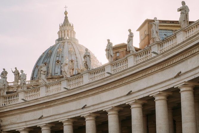 St. Peter's Basilica Guided Tour with Reserved Entrance - Why this St. Peter’s Basilica tour feels different from solo time