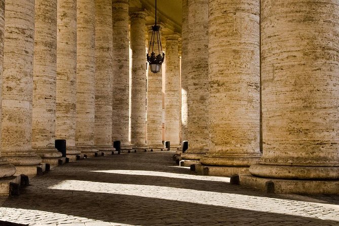 St. Peter’s Basilica Priority Access Tour with Dome & Crypt - Down in the Crypt: Papal Tombs and Vatican Grottos
