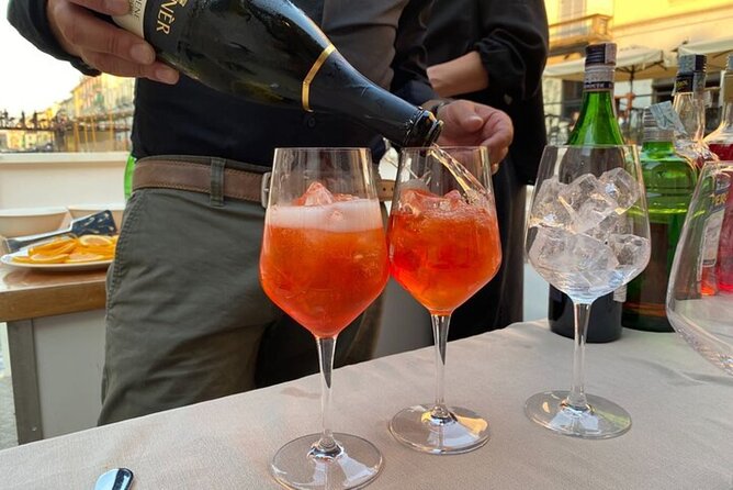 Sunset Navigli Boat Tour in Milan with Optional Aperitivo - Where you meet at Alzaia Naviglio Grande, and what the “mobile ticket” means
