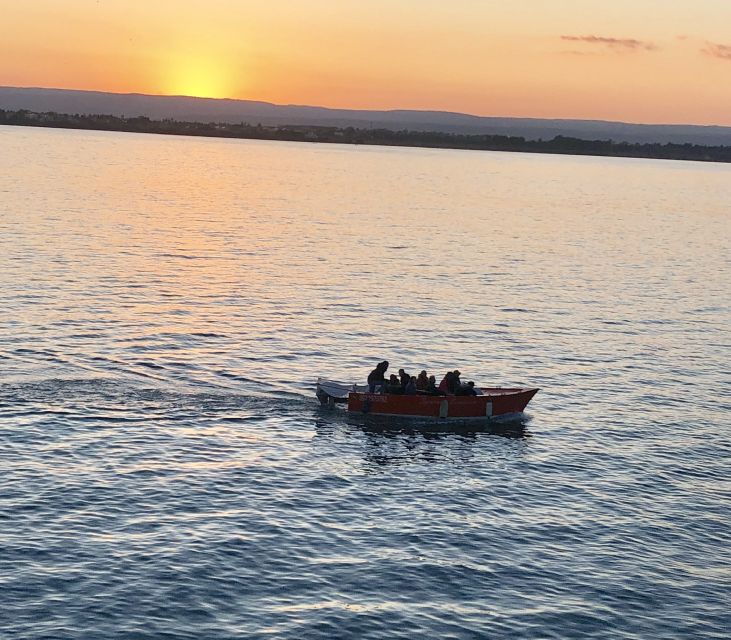Syracuse: Boat Trip of Ortigia Island and Sea Caves - Punta Francesco Maugeri and the island-hugging perspective