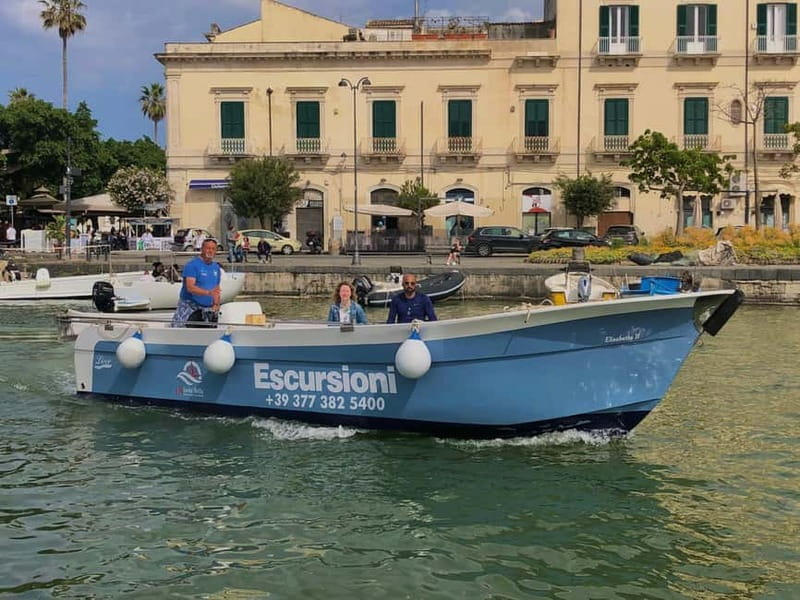 Syracuse: Ortigia Island and Sea Caves Boat Tour with Drinks - Swimming, showers, and what to bring so you’re not stuck
