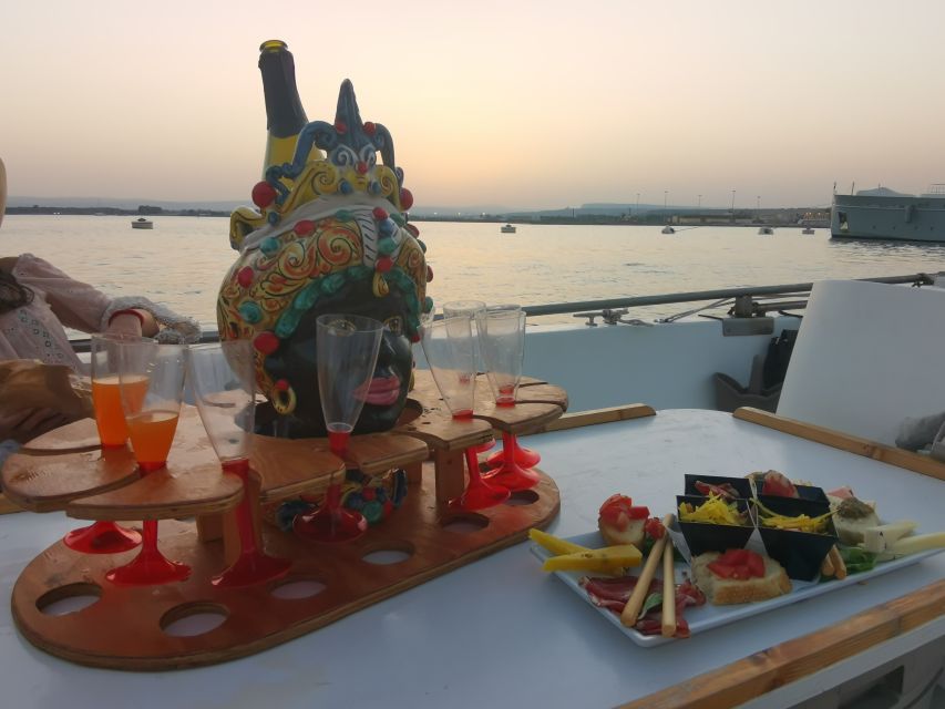 Syracuse: Ortigia Sunset Cruise with Aperitif - Getting to Il Catanese di Carpinelli Giuseppe: logistics that affect your evening