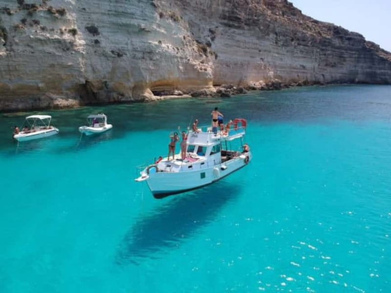 Taormina: Boat Tour with Aperitif on Isola Bella - From Giardini Naxos to Taormina by boat: what the 2 hours feel like
