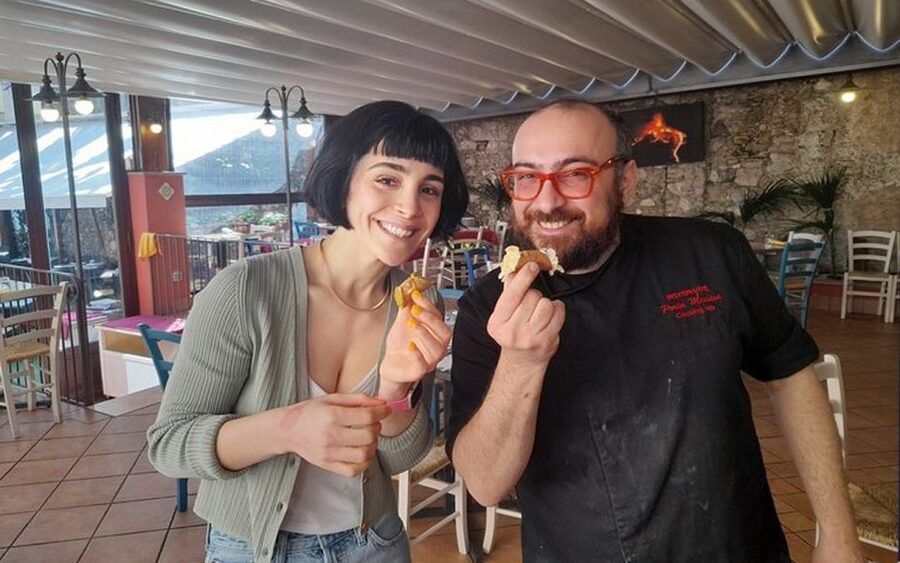 Taormina: Cannolo Cooking Class with Completion Certificate - Practical tips for a smooth class day in Taormina