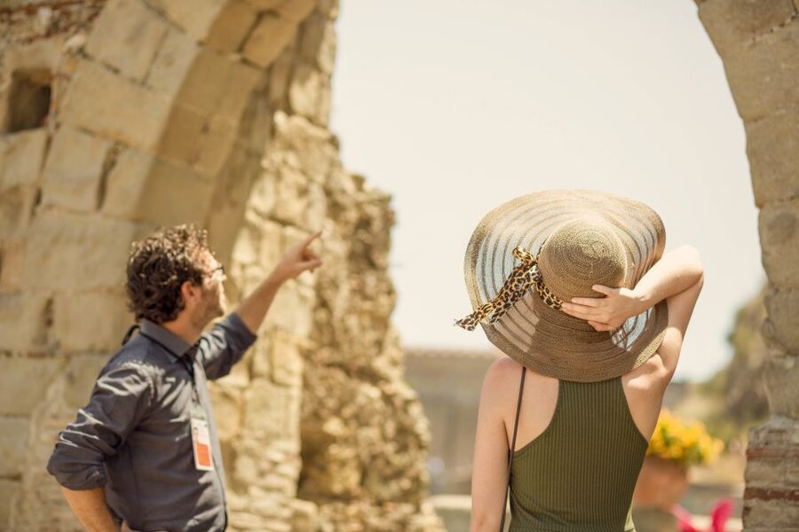 Taormina: Godfather Vs Mafia Tour with Pasta Lunch - Should You Book the Taormina Godfather vs Mafia Tour?