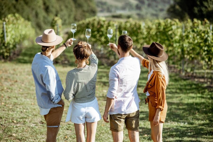 Taormina: Guided Etna Wine Tasting Half-Day Tour - The Drive Through Etnean Towns: What You See Matters