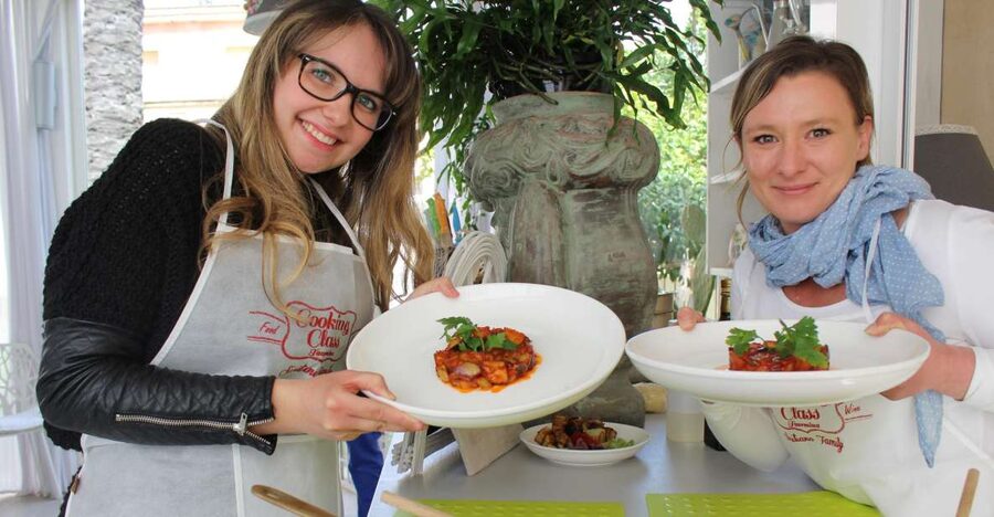 Taormina: Sicilian Cooking Class & Market Tour - Lunch With Wine, Plus the Stuff You Want to Taste First