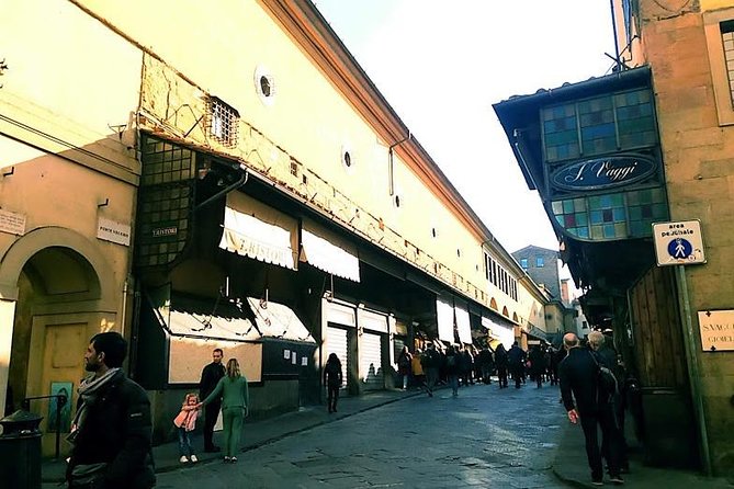 The Best Tour in Florence: Renaissance and Medici Tales - Piazza della Signoria and Palazzo Vecchio, where politics and art meet