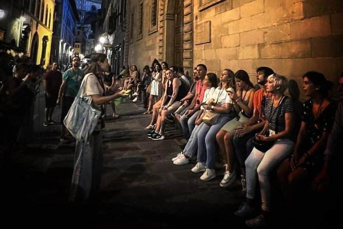 The Dark Side of Florence: Mysteries and Legends - Piazza della Signoria: Mercenary Ghost energy and crowd-friendly nighttime drama