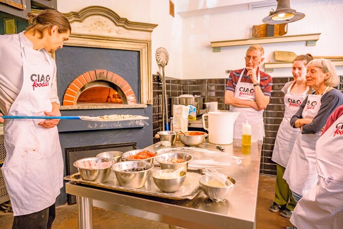 The Italian Way: Pizza and Gelato Class with Unlimited Wine - Key highlights at a glance