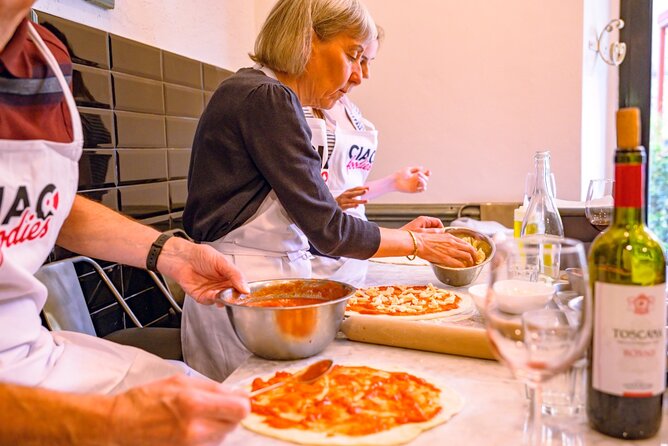 The Italian Way: Pizza and Gelato Class with Unlimited Wine - Gelato time while the dough works its magic