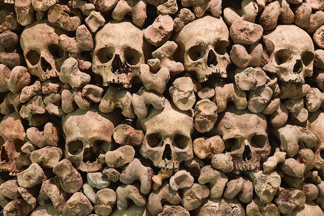 The Original Roman Crypts and Catacombs Tour with Transfers - The Roman Crypts route: why this combo works so well