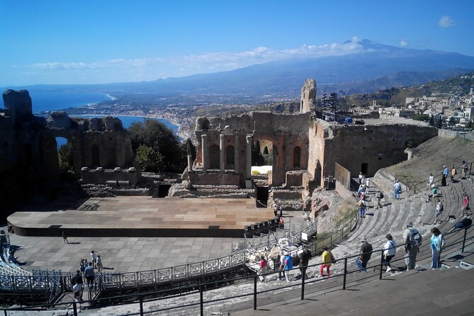 The Pearl of Sicily: Private Taormina Walking Tour - Why Taormina is perfect for a private, on-foot tour
