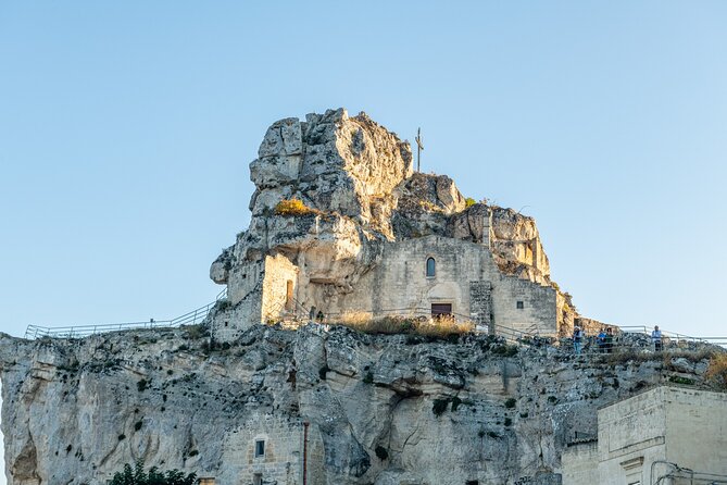 The Sassi of Matera - Cave house stop: seeing daily life in a typically furnished space