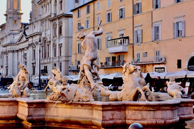 The Treasures of Rome - Trevi Fountain in 20 Minutes: Make the Coin Toss Worth It