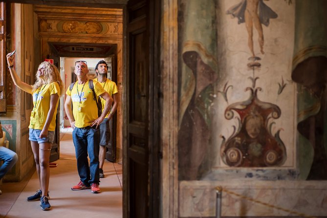 Tivoli Full Day Trip from Rome: Hadrian's Villa and Villa D'Este - Tivoli Town Break: A Chance to Reset (And a Place Where Lunch Can Vary)