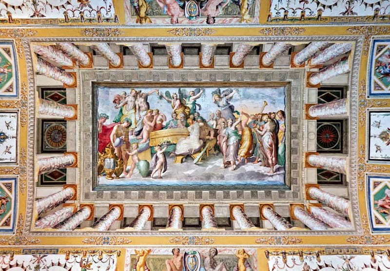 Tivoli: Villa D'Este Entry Ticket and App Audio Guide - The food and comfort reality inside the ticketed area