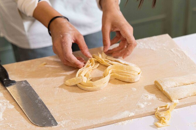 Top Class of Ravioli, Fettuccine and Tiramisu Workshop in Rome - Chefs and Instruction Style: Why Small Groups Still Matter