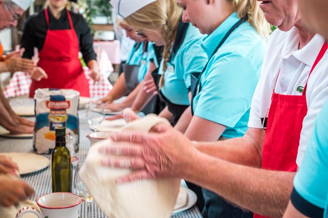 Toss, Bake, Cheers! - Sorrento Pizza Making Class with Wine - Logistics That Make a Difference: Pickup, Timing, and Where to Meet