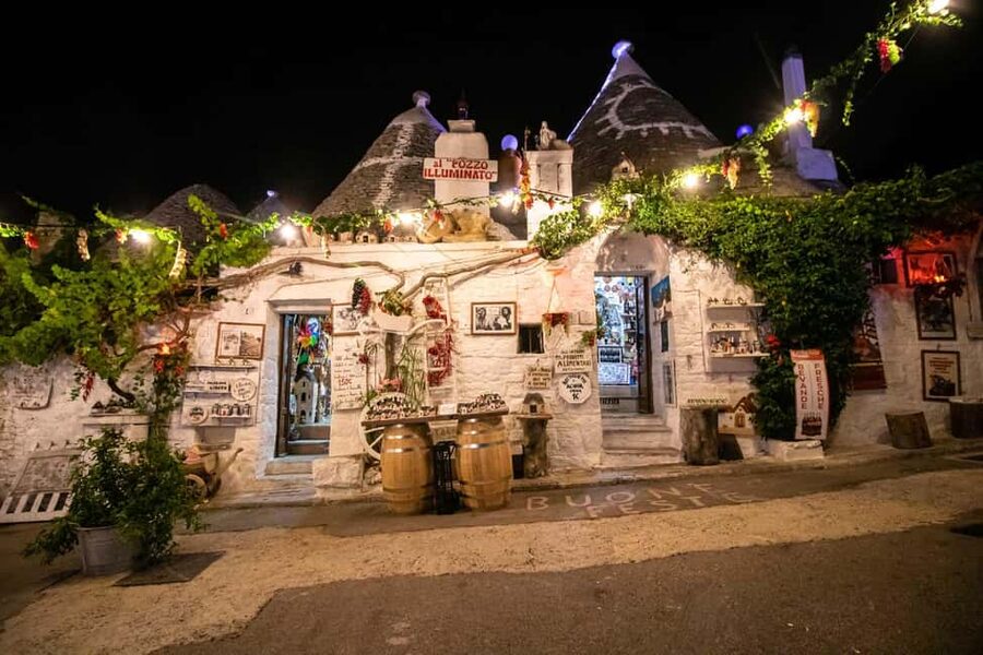 Tour di Alberobello e Matera in bus privato da Bari - From Bari Pickup To Two UNESCO Towns, Without a Car