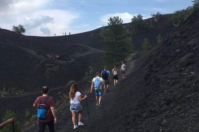 Tour Etna & Wine Tasting - How the Small-Group Size Changes Your Etna Day