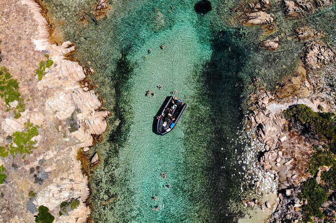 Tour of the Archipelago of La Maddalena ecofriendly - Porto della Madonna and the Natural Pools, plus the inflatable mini trip