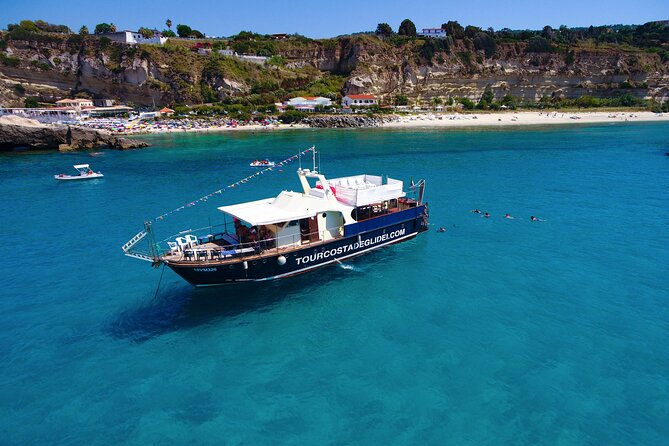 Tour of the Costa degli Dei by boat, 3 hours with aperitif included - Should you book the Costa degli Dei boat tour in Tropea?
