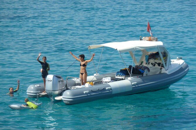 Tour to Figarolo Island with the possibility to observe dolphins - The boat ride itself: comfort, timing, and how to plan your day