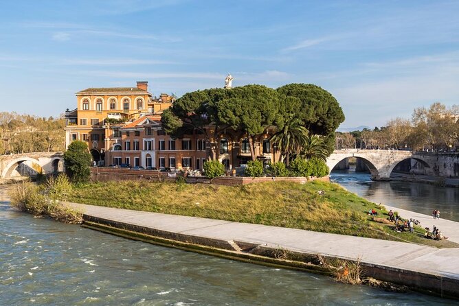 Trastevere and Rome's Jewish Ghetto Half-Day Walking Tour - Trastevere and the Jewish Ghetto, side by side