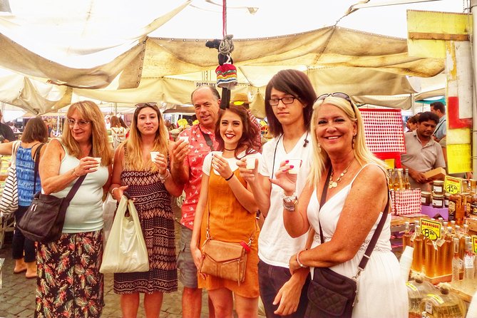 Trevi Fountain, Pantheon, and Campo Dei Fiori Market Food and Wine Tour - Trevi Fountain: the coin ritual and why the guide’s facts help