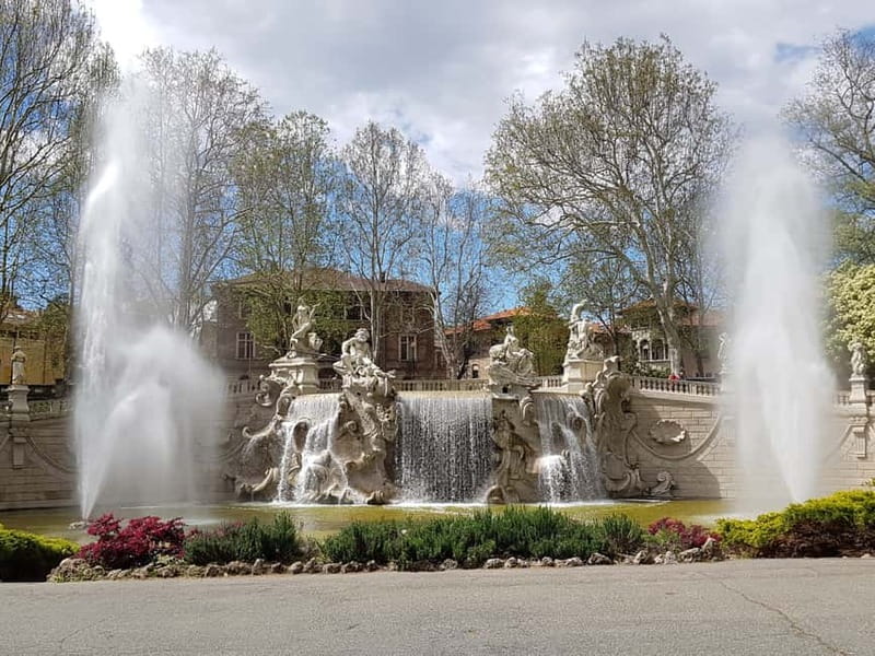 Turin: City Highlights Guided Bike Tour - Valentino Park and Giardino Roccioso: The Scenic Payoff