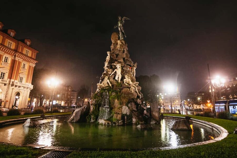 Turin: Magic Guided Tour - Key things that make the Magic Turin tour work