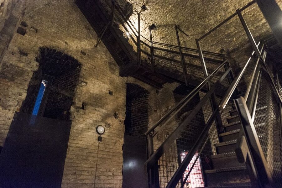 Turin Noir: The Darkest Walking Tour - Turin Noir after dark: plague, crime, and witchcraft stories