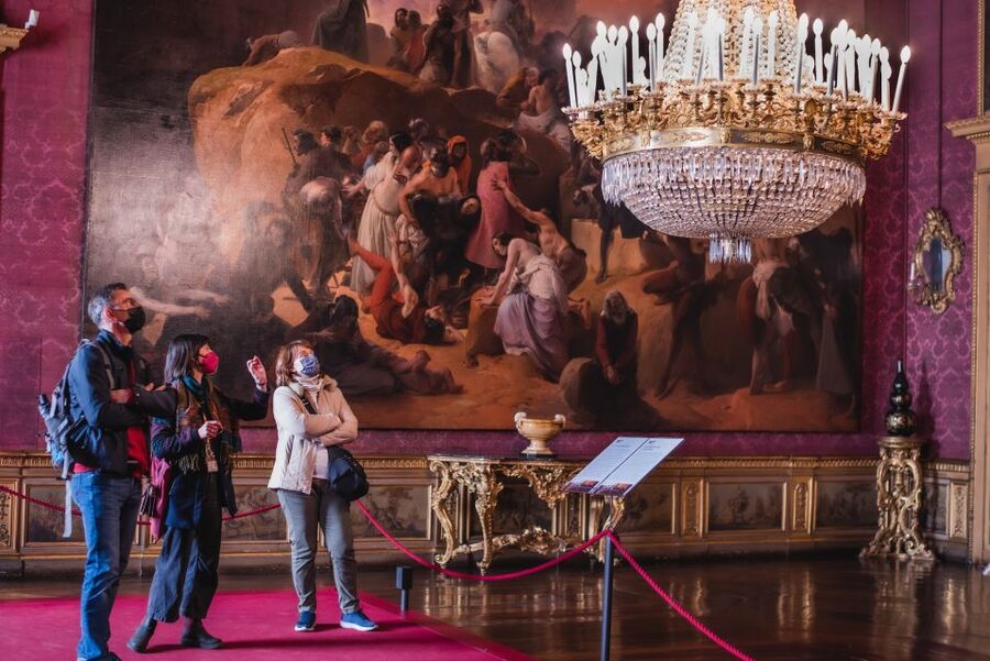 Turin: Savoy Royal Palace Small Group Guided Tour - What you’ll see inside: Savoy rooms that make the palace feel real