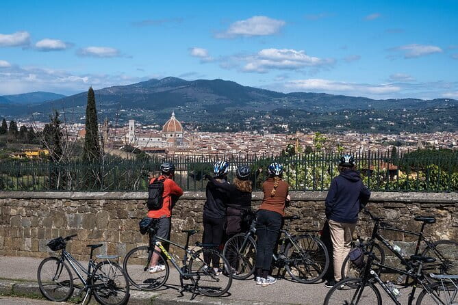 Tuscany Bike Tour with Wine, Oil and Food in the Florentine Hills - Guides and the style of the day: safety plus stories