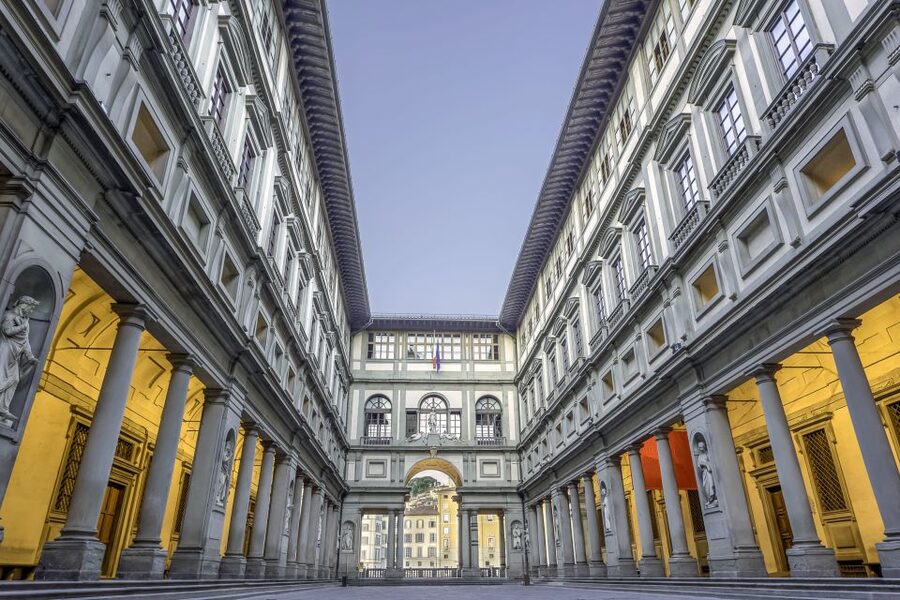 Uffizi Gallery: Small Group Tour - Botticelli, Leonardo, and Michelangelo Stops You Can Follow